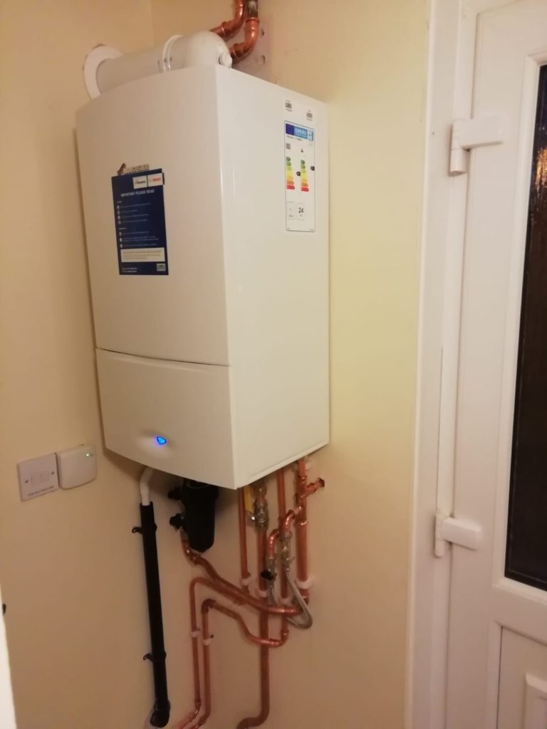 Gas combi installation